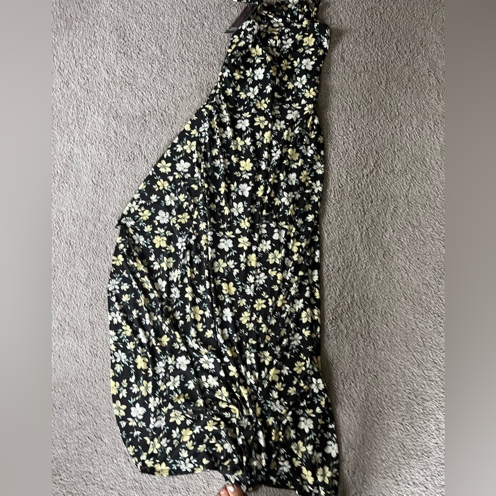 NO BOUNDARIES DRESS - Picture 2 of 5